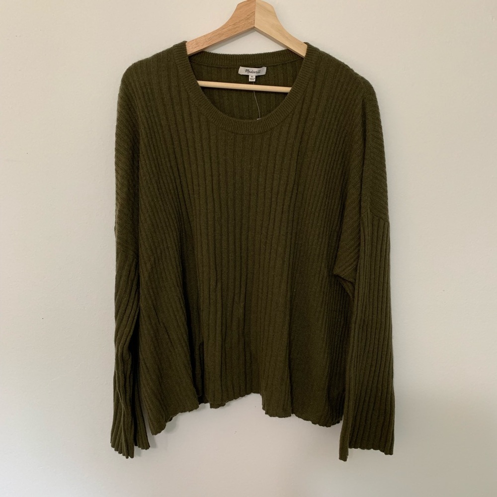 ✿ NWT Madewell Army Green Sweater ✿